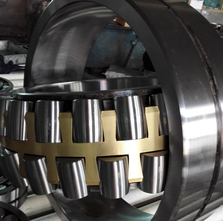 24036CA/W33 Spherical Roller Bearing