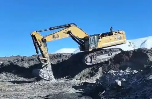 Mining machinery with spherical roller bearings